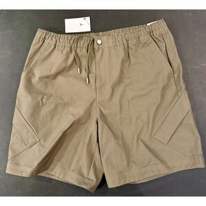 NWT Jordan Chicago Essentials Cargo Shorts Men's XL Dark Green